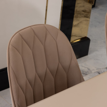 Asos Dining Set – Contemporary Charm with Artistic Flair